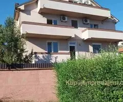 Prodaja stana Visnjicka Banja