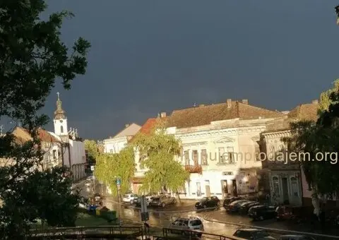 Prodajem trosoban salonski stan u Sremskoj Mitrovici - 3/15