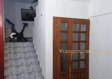 Prodajem trosoban salonski stan u Sremskoj Mitrovici - 4/15