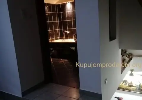 Prodajem trosoban salonski stan u Sremskoj Mitrovici - 12/15