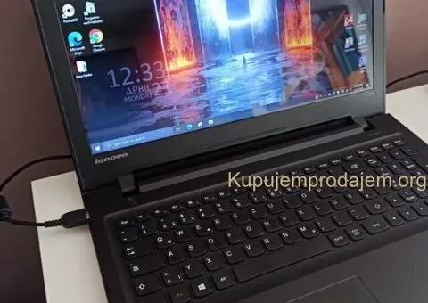 Lenovo Ideapad 300-15ISK / I5-6200u / 8GB / 500GB hdd - 1/13