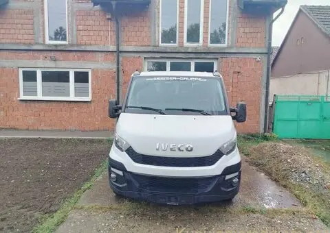 Iveco Daily 2.3 dizel, 93 kW / 126 KS – 2015. – 135.000 km - 1/3