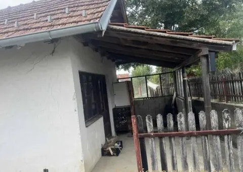 Prodajem seosko domacinstvo Gornji Milanovac-Brdjani - 10/11