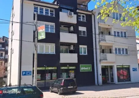 Prodajem stan u Velikom Gradistu - 1/15