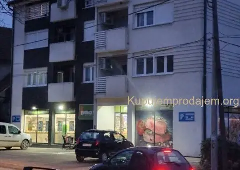 Prodajem stan u Velikom Gradistu - 15/15