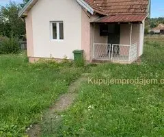 Prodajem kucu u Rudovcima-Lazarevac
