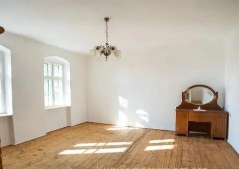 Prodajem salas u Srbobranu - 12/15