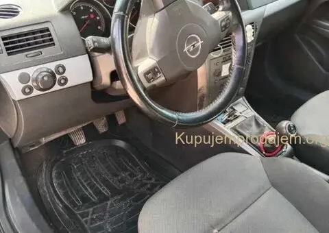 Opel astra karavan. 2006. godiste - 9/12