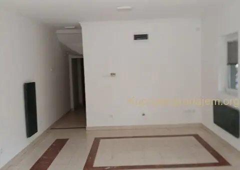 Izdajem lokal 50 m2 na Dušanovcu, Ljubićka - 2/14