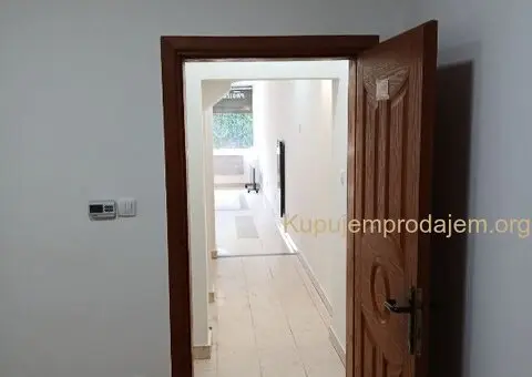 Izdajem lokal 50 m2 na Dušanovcu, Ljubićka - 13/14