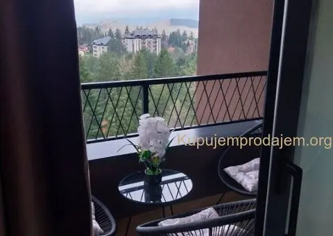 Prodajem stan na Zlatiboru 52m2 - 4/15