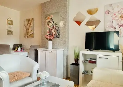 Prodajem apartman na Divcibarama - 4/8