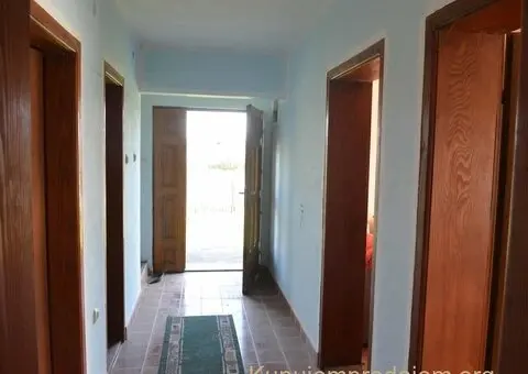 Useljiva kuca na dve etaze u Tularima kod Uba - 1/15