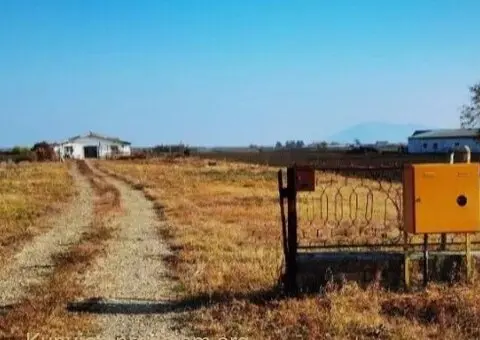 Prodajem ili izdajem zivinarsku farmu