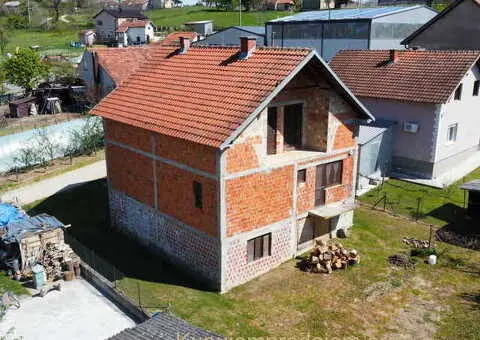 Useljiva kuća u Valjevu, Radjevo selo - 1/10