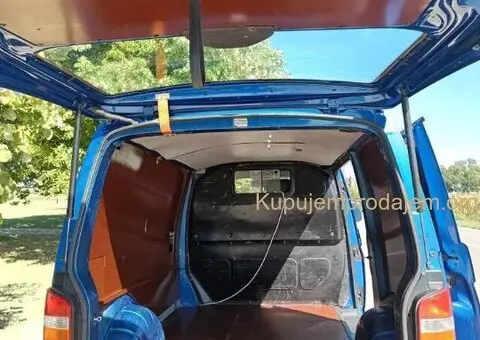 Volkswagen Transporter T5 2.5  2008. - 8/12