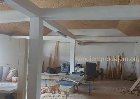 Izdajem poslovno-magacinski prostor - 3/4