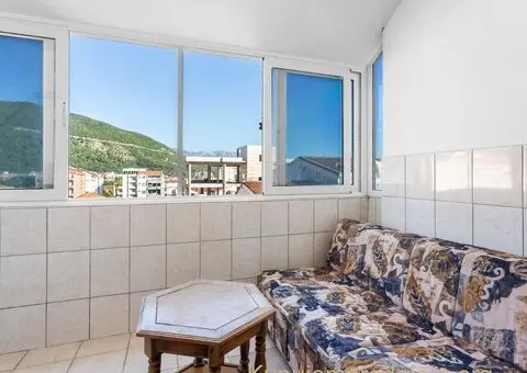 Prodaje se komforan jednosoban stan u naselju Rozino, Budva - 6/10