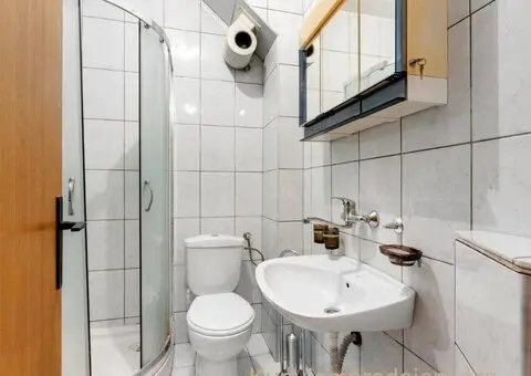 Prodaje se komforan jednosoban stan u naselju Rozino, Budva - 9/10