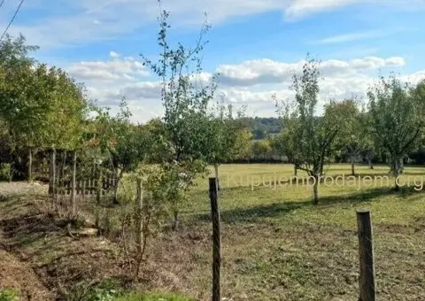 Plac u Sopotu sa pogledom na Kosmaj - 4/13