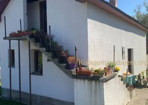 Prodajem kucu u Trbušnici-Lazarevac - 1/14