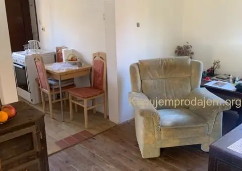 Prodajem kucu u Trbušnici-Lazarevac - 9/14