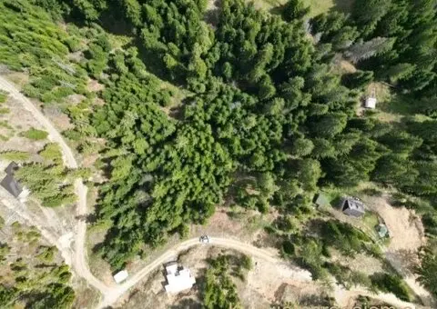 Prodajem plac na Zlataru - 2/4