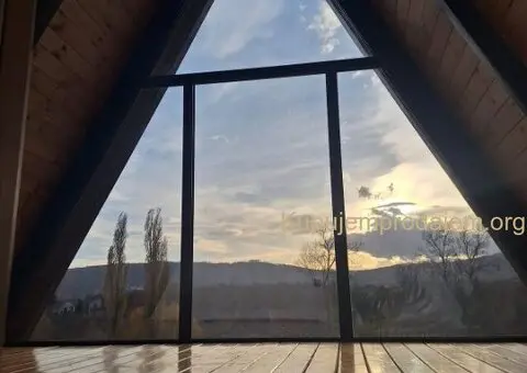 Na prodaju 2 A-Frame kuce sa bazenima - 12/15