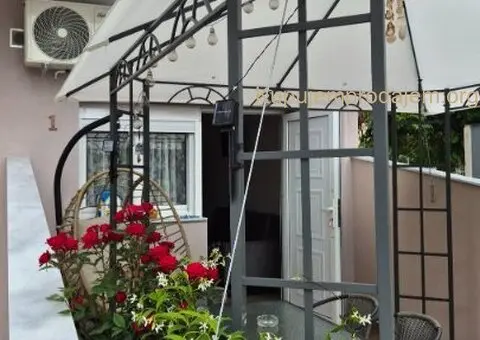 Prodajem apartman u Olimpik Biču - 7/9