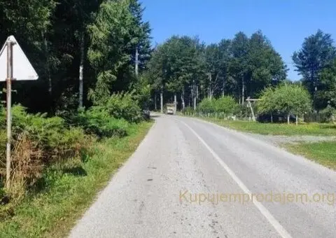 Prodajem plac na planini Goč - 2/5