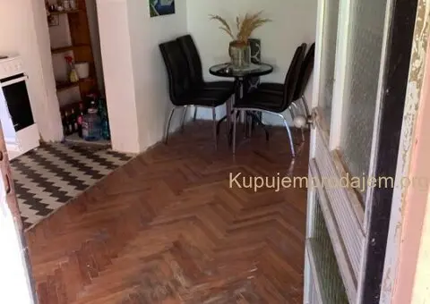 Prodajem dve kuce u Velikim Crljenima - 9/14