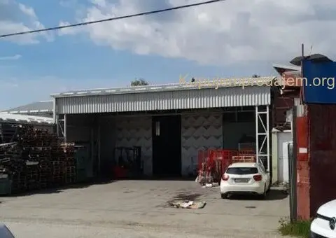 Poslovno -stambeni prostor,hala - 1/8