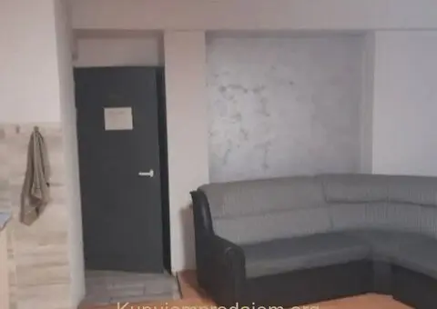 Poslovno -stambeni prostor,hala - 7/8