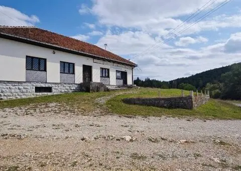 Prodajem poslovno-stambeni objekat - 7/15