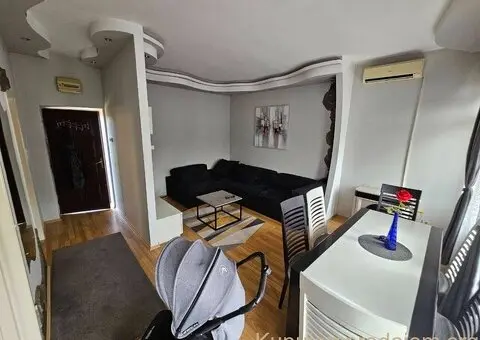 Prodaju se dve kuce na placu u Backoj Topoli - 8/15