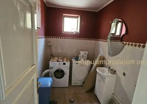 Prodaju se dve kuce na placu u Backoj Topoli - 10/15