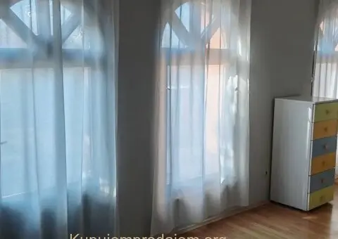 Prodaju se dve kuce na placu u Backoj Topoli - 13/15