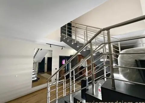 Luksuzna kuca u Leskovcu 525m2 - 3/10