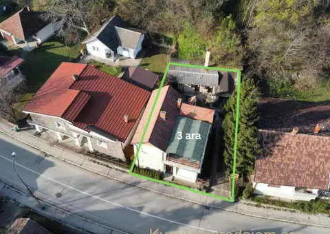 Useljiva kuća u blizini centra Uba 120 m2 - 4/12