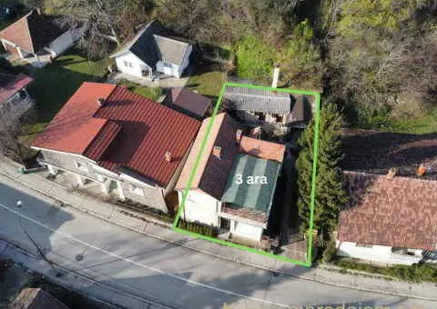 Useljiva kuća u blizini centra Uba 120 m2 - 11/12