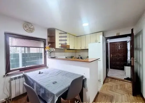 Kuca na prodaju Zvezdara -uciteljsko naselje - 2/14