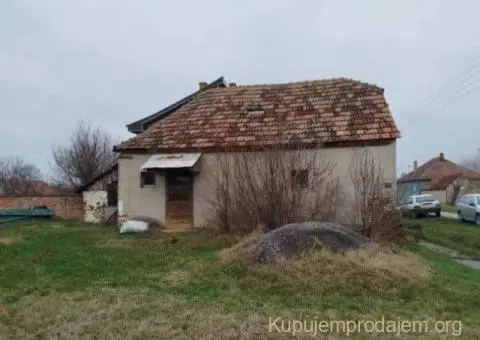 Kuca za renoviranje Lazarevo-Zrenjanin - 3/6