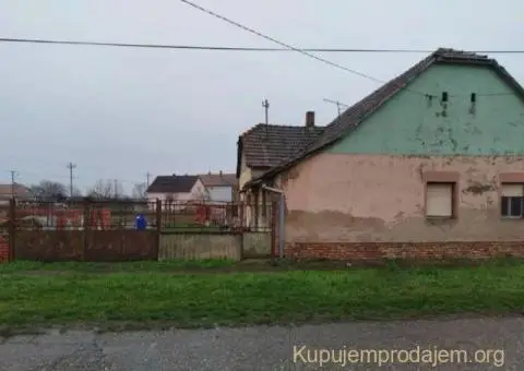 Kuca za renoviranje Lazarevo-Zrenjanin - 6/6