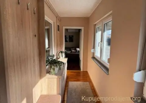 Prodajem kucu u Kukujevcima-Sid - 3/13