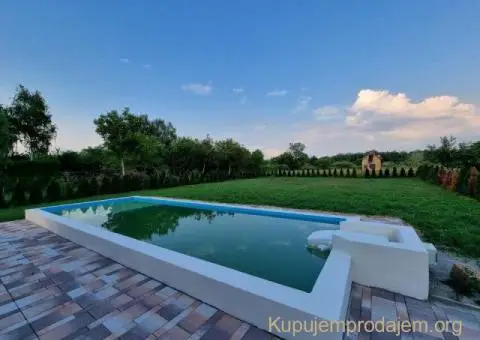 Moderna  vila sa bazenom na Palicu - 13/14