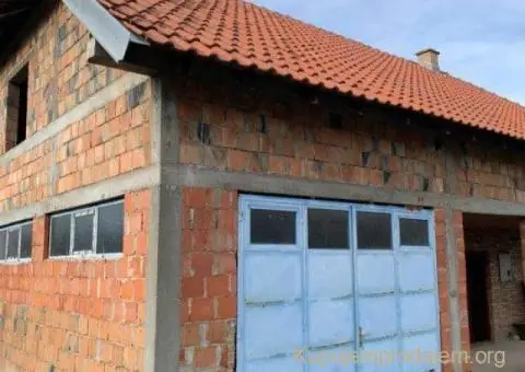 Na prodaju kuca u Vrbovnu-Lazarevac - 6/15