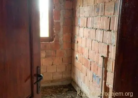 Na prodaju kuca u Vrbovnu-Lazarevac - 10/15