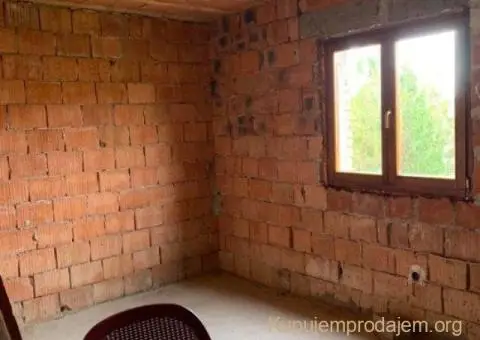 Na prodaju kuca u Vrbovnu-Lazarevac - 11/15