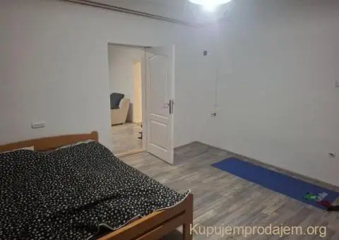 Na prodaju kuca u Novom Beceju - 12/15