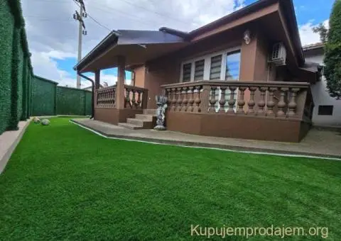 Prodajem LUX kucu u Smederevu - 13/15